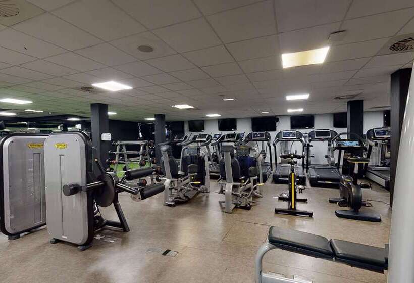 Village Hotel Manchester Hyde