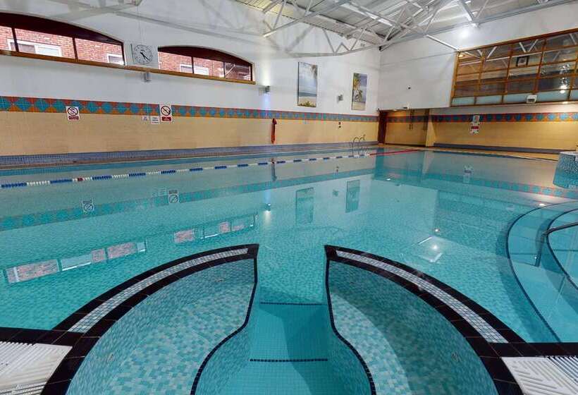 Village Hotel Manchester Hyde