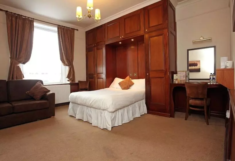 酒店 White Hart, Andover By Marston's Inns