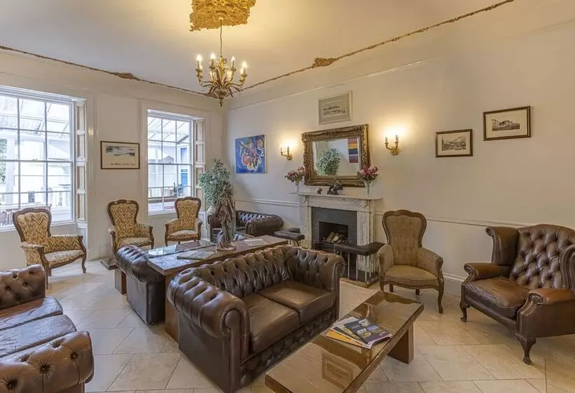 La Collinette Hotel, Cottages & Apartments