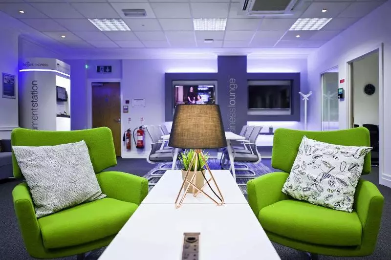 Delta Hotels By Marriott Warwick