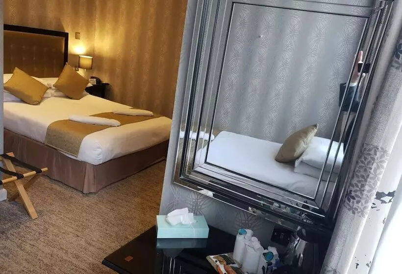 هتل Duke Of Leinster