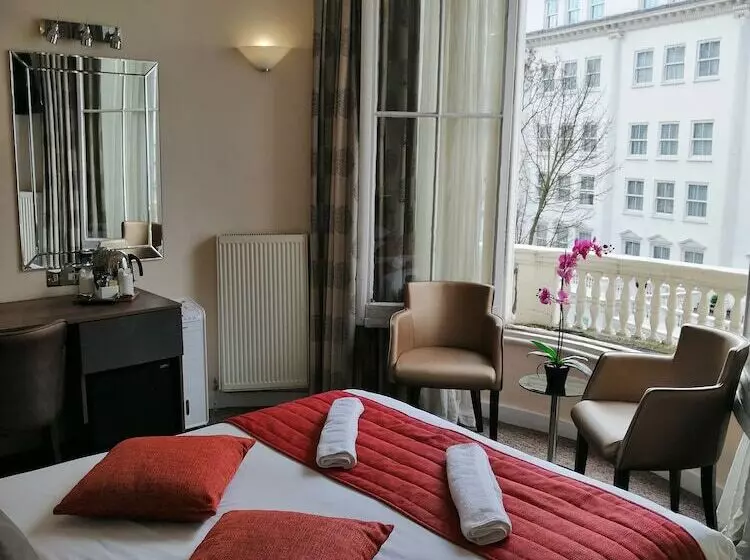 هتل Duke Of Leinster