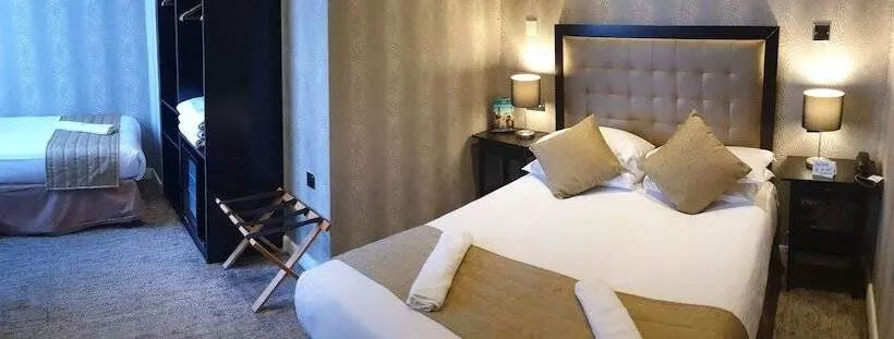 هتل Duke Of Leinster