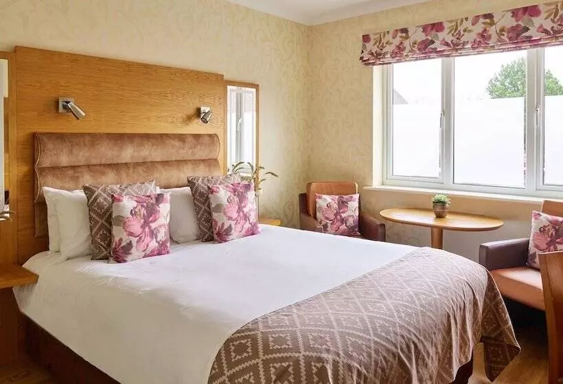 Fairlawns, Hotel And Spa