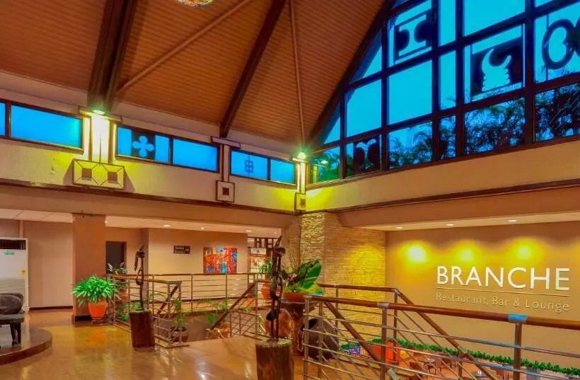 Hotel Golden Tulip Accra