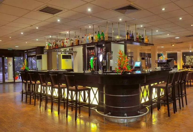 Hotel Golden Tulip Accra