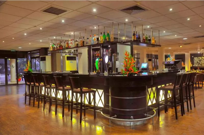 ホテル Golden Tulip Accra
