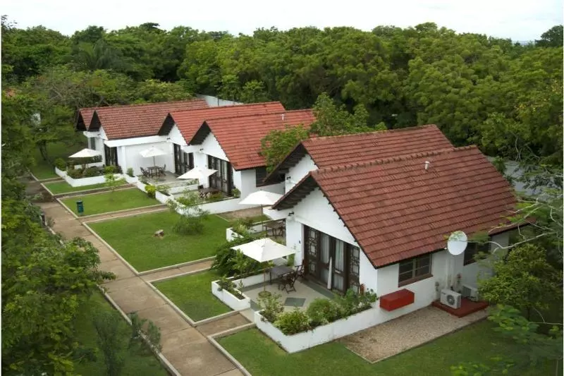 ホテル Golden Tulip Accra