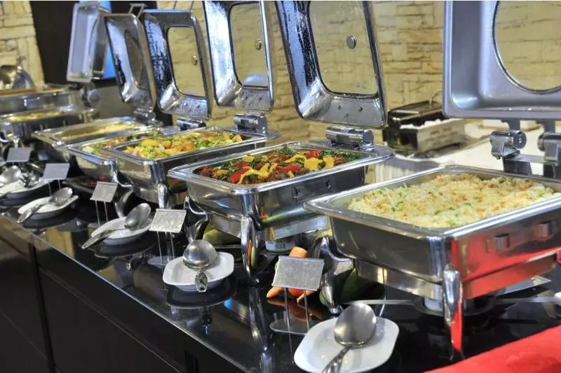 ホテル Golden Tulip Accra