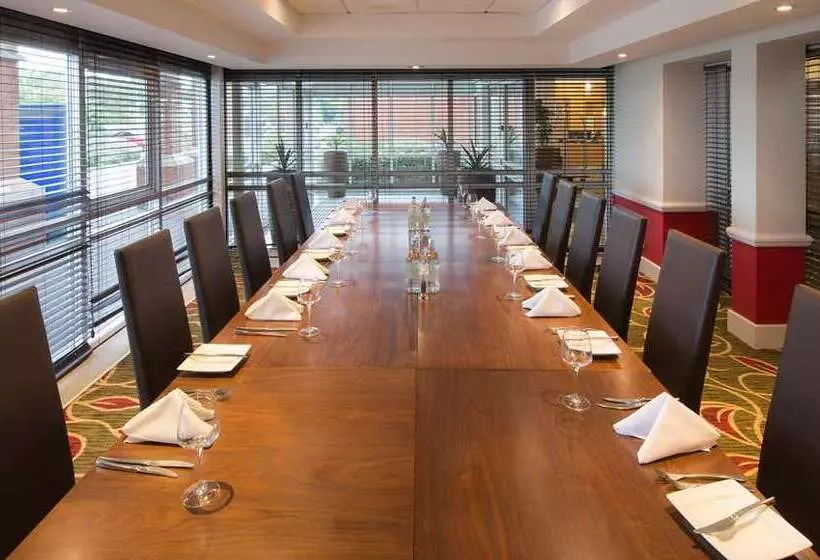 בית מלון כפרי Hilton Leicester