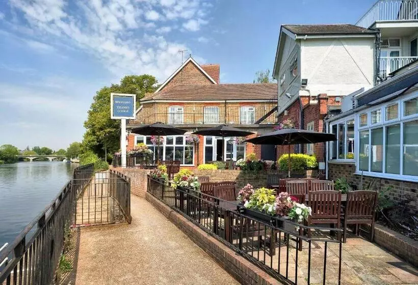 호텔 Mercure London Stainesuponthames