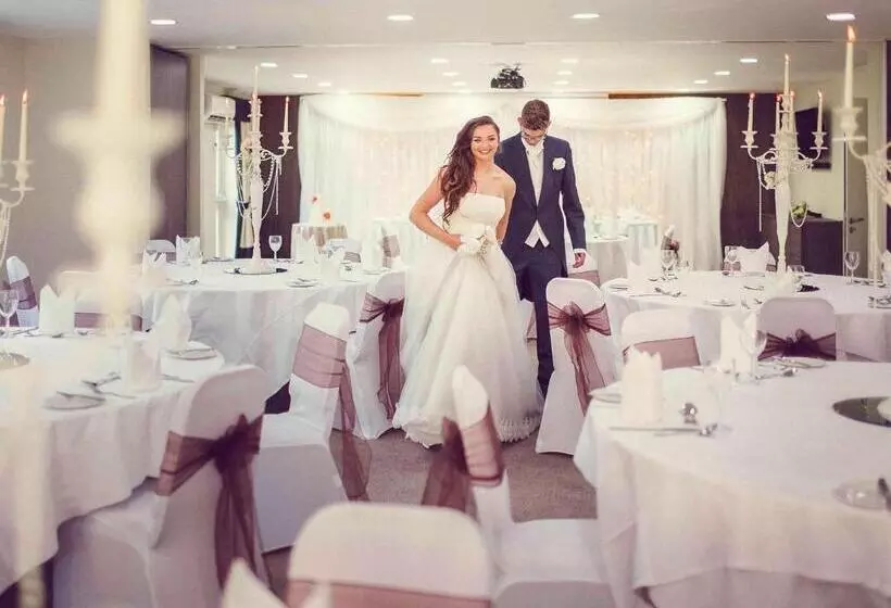 酒店 Mercure Milton Keynes