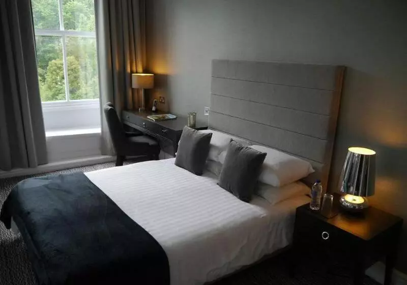 New Bath Hotel & Spa