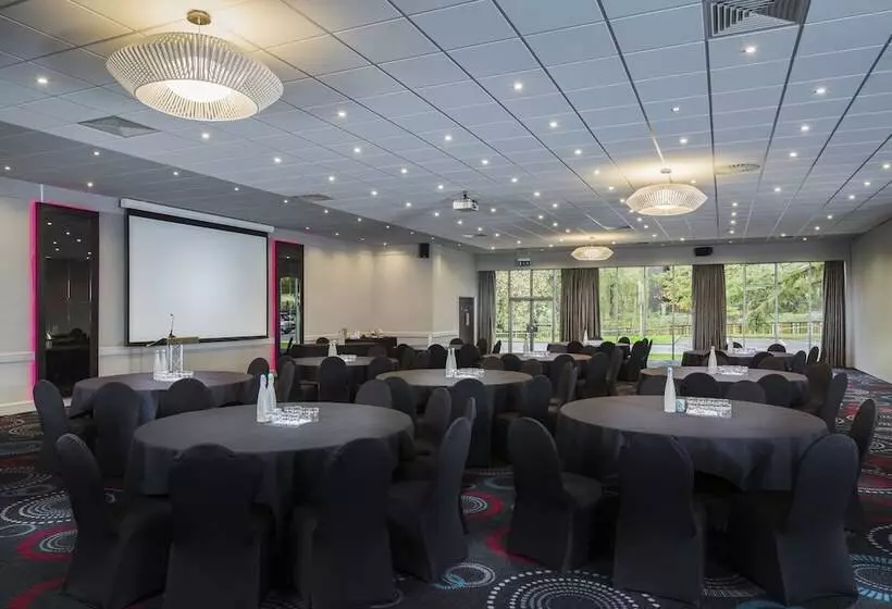 ホテル Mercure Northampton