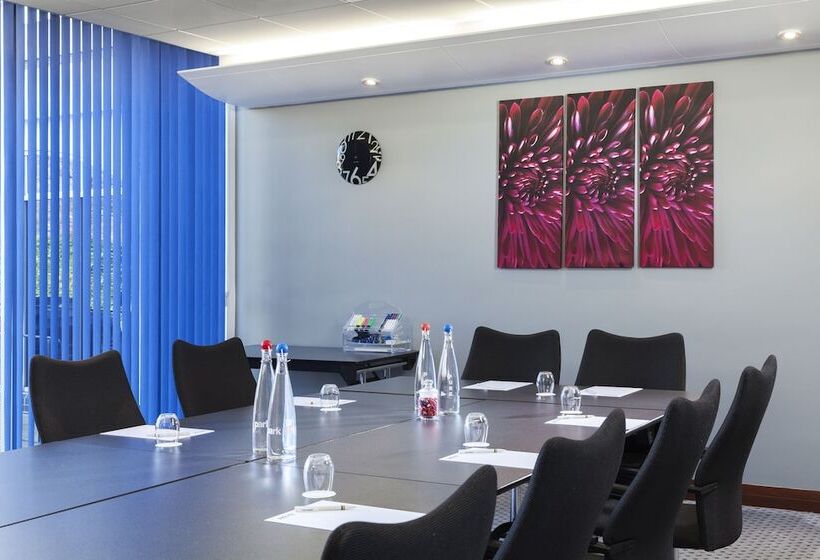 ホテル Mercure Northampton