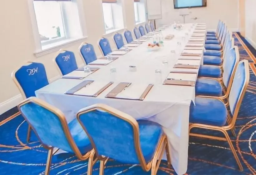 Park Hall Hotel And Spa Wolverhampton