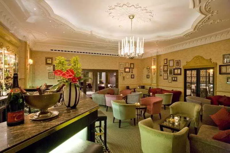 Hotelli Swissôtel The Howard