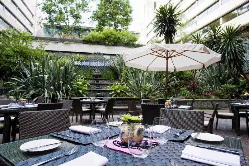 Hotelli Swissôtel The Howard