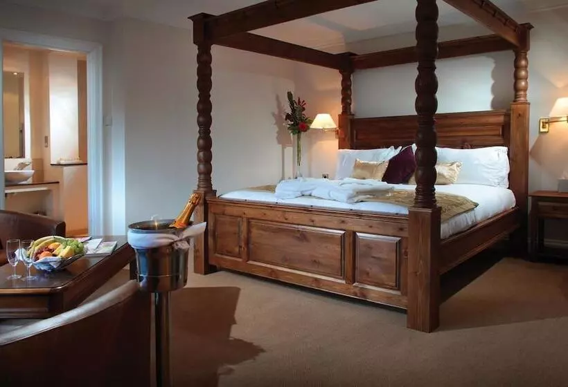 Отель The Chequers