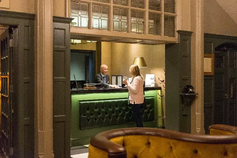 酒店 The Crown Manor House