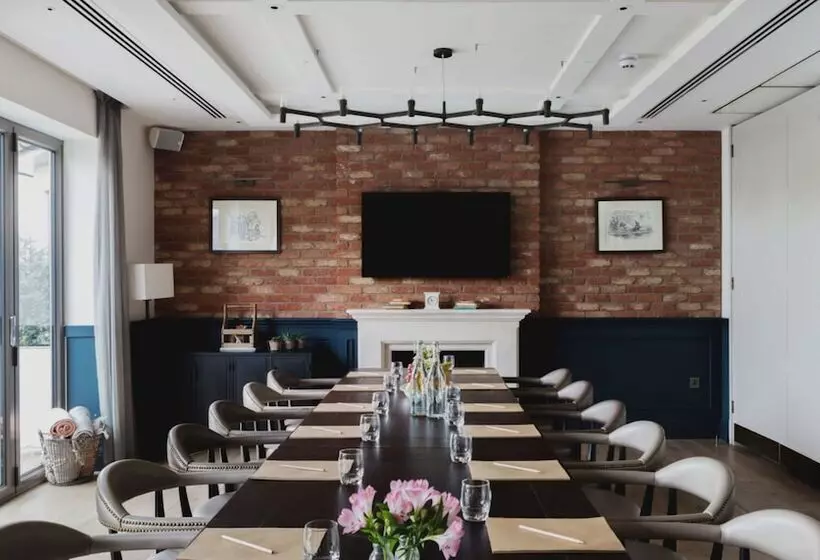 فندق The Great House, Sonning, Berkshire