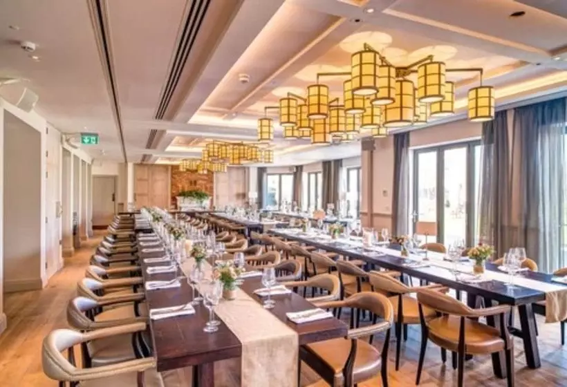 فندق The Great House, Sonning, Berkshire