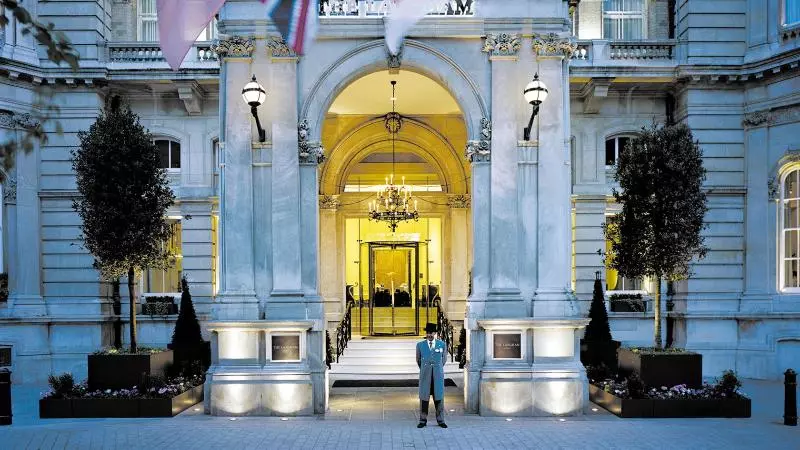 هتل The Langham London