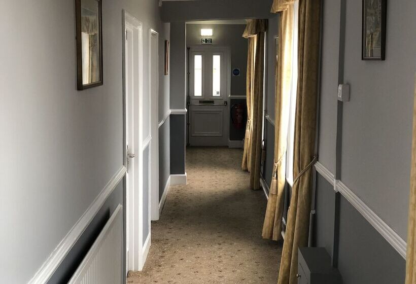 فندق The White Lion