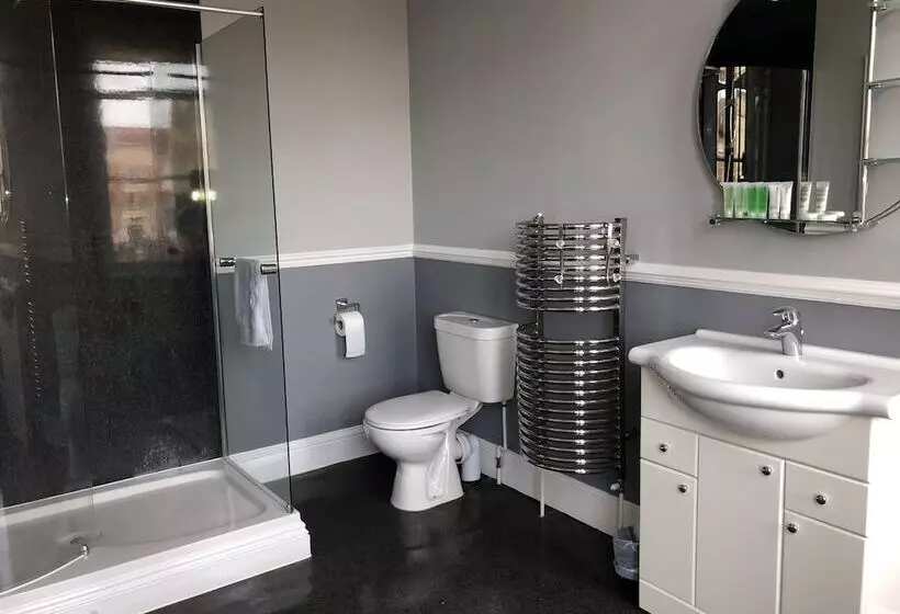 Hotel The White Lion