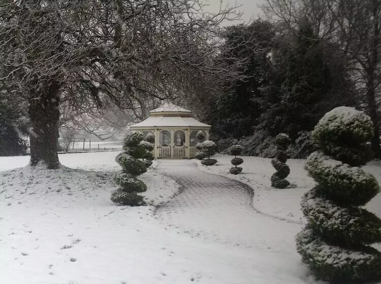 Thornton Hall Hotel & Spa