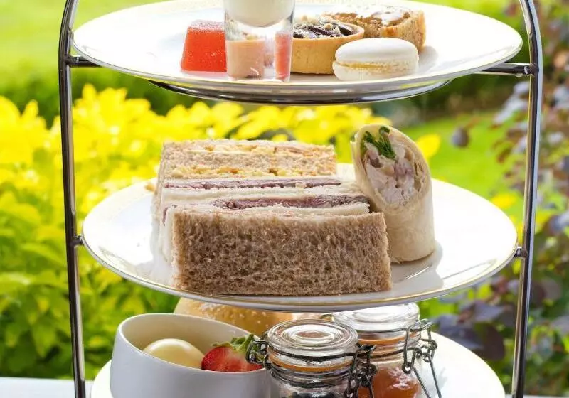 Thornton Hall Hotel & Spa