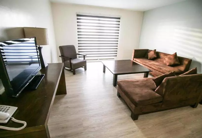 Oceanview Hotel & Residences