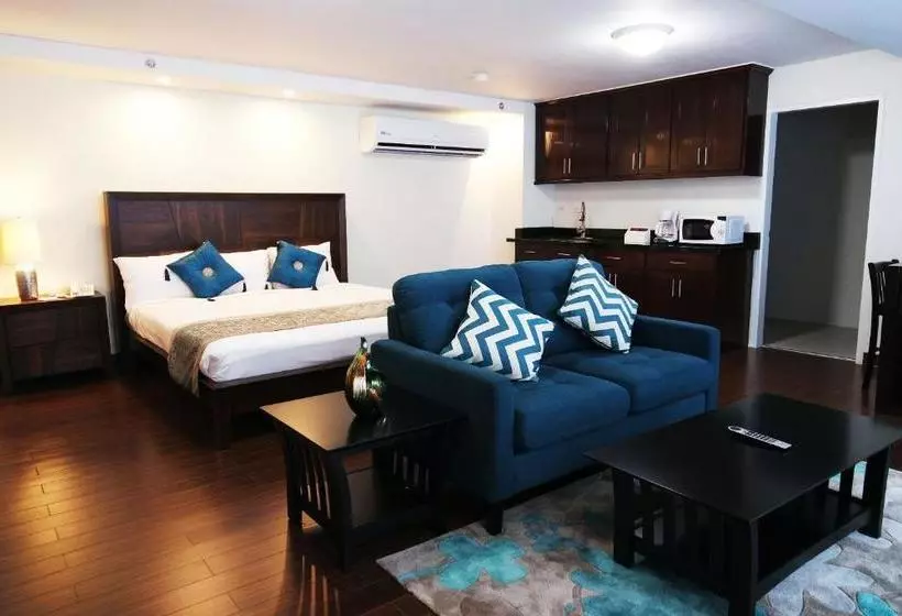 Oceanview Hotel & Residences