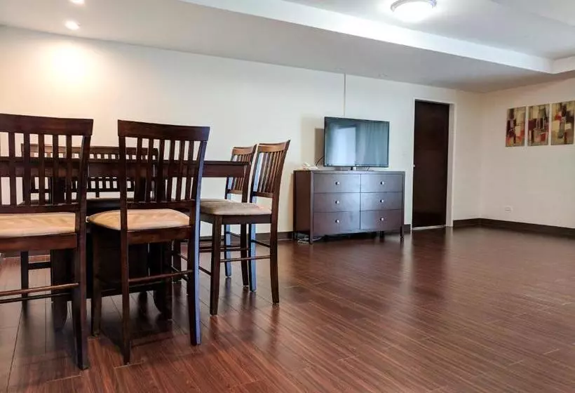 Oceanview Hotel & Residences