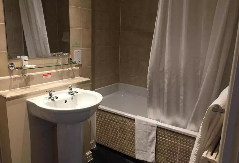 Royal Hotel By Greene King Inns