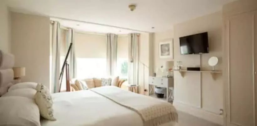 The Seaview Hotel And Restaurant