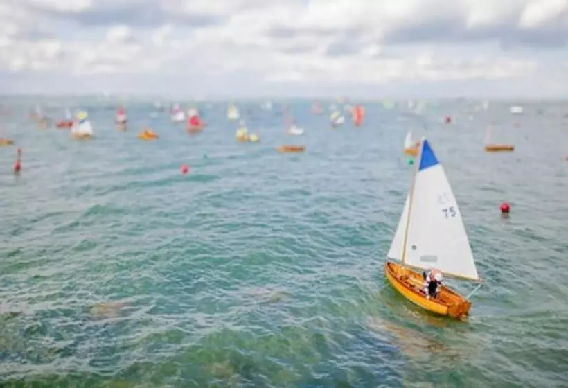 The Seaview Hotel And Restaurant