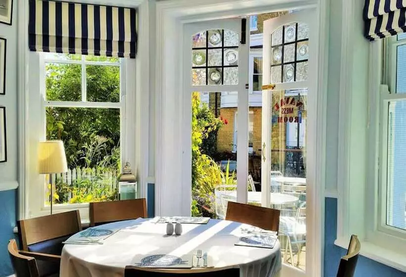 The Seaview Hotel And Restaurant