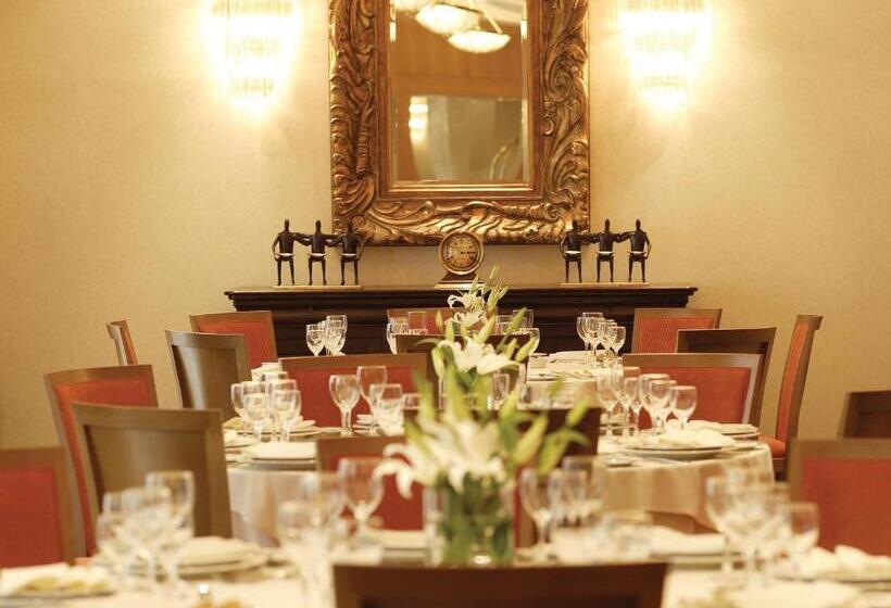 בית מלון כפרי Divani Palace Larissa