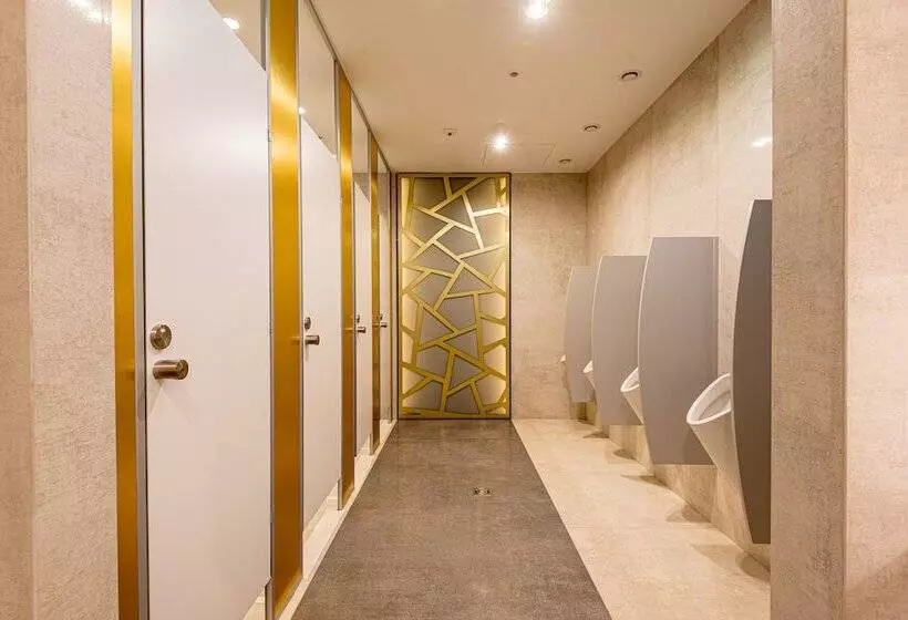 هتل Helikon, Keszthely