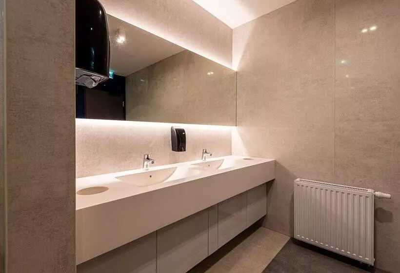 هتل Helikon, Keszthely