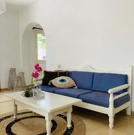 בית מלון כפרי Helliniko