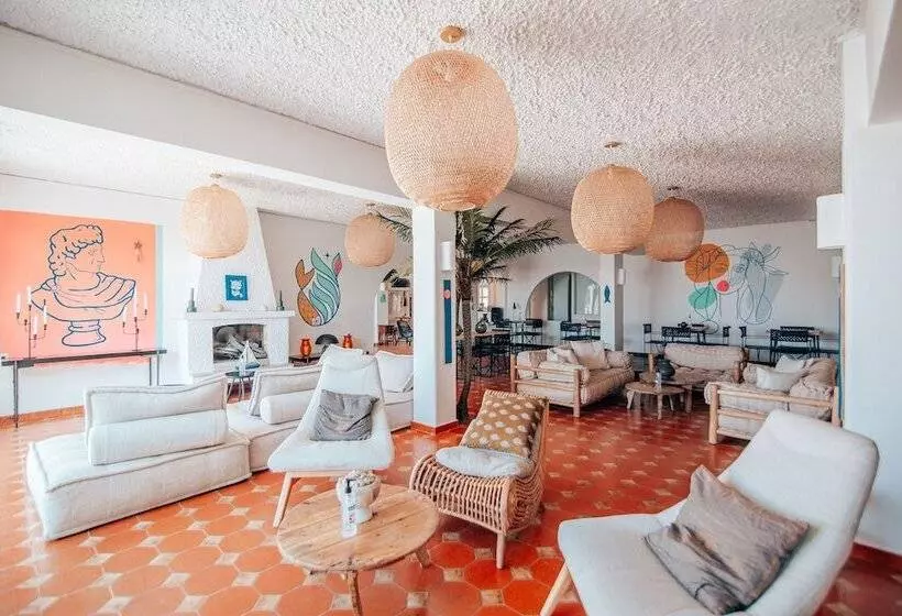 فندق Selina Paros