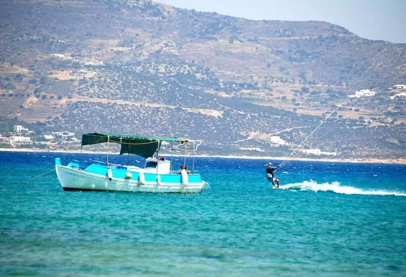 فندق Selina Paros