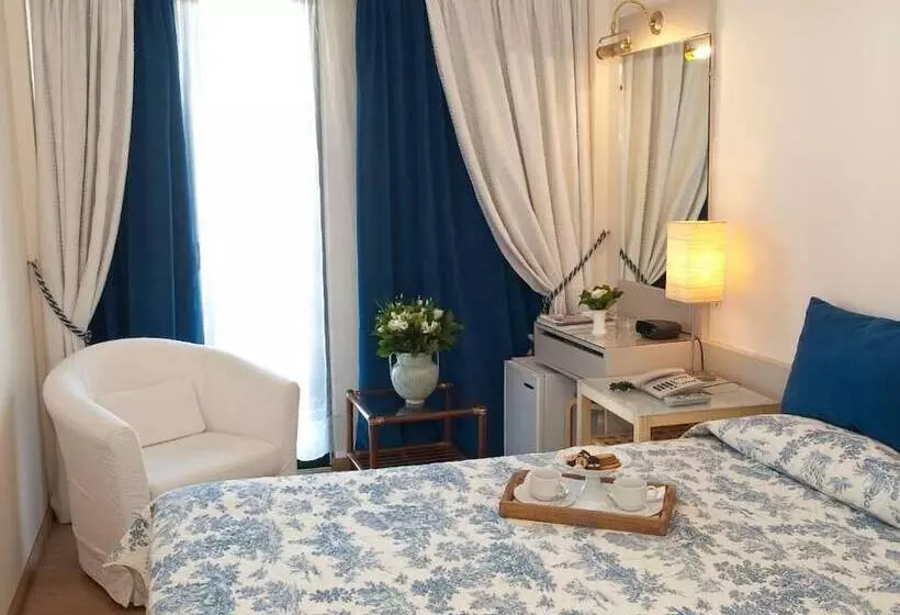 The Park Hotel Piraeus