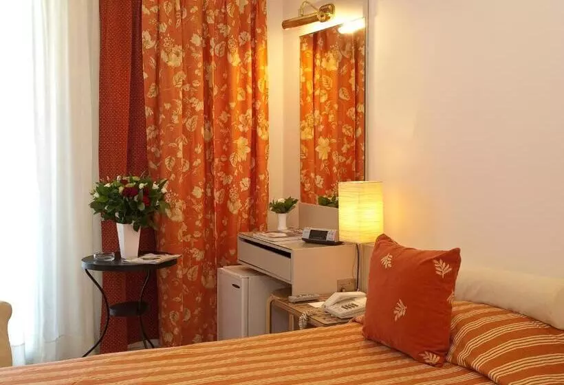 The Park Hotel Piraeus