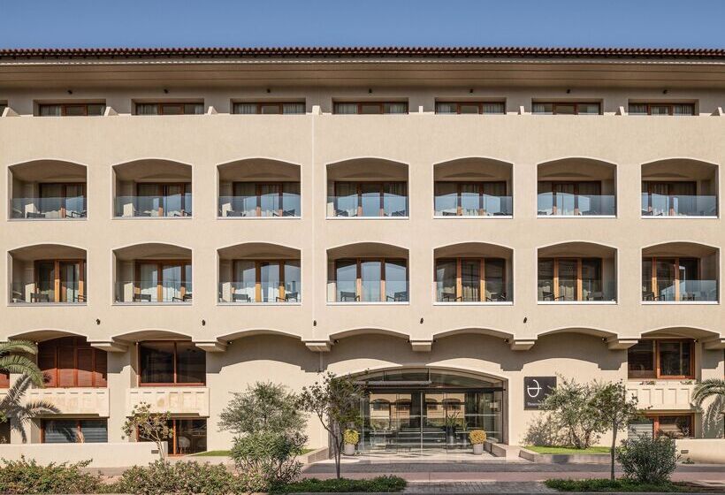 בית מלון כפרי Theartemis Palace