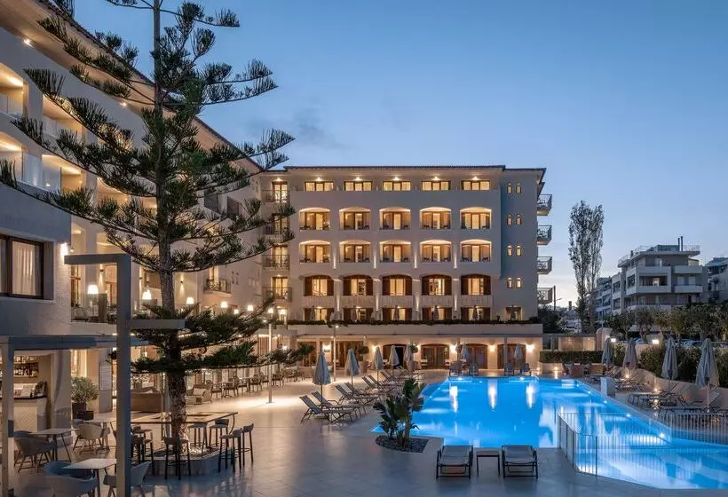 Hotel Theartemis Palace