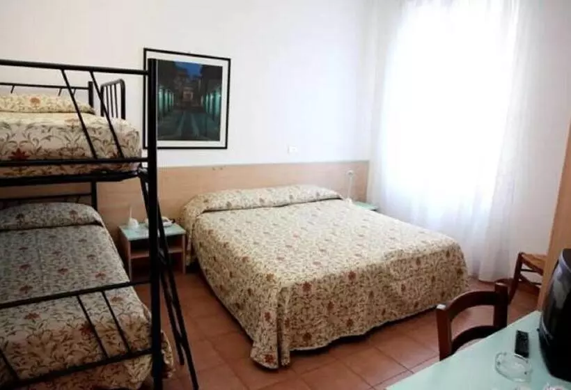 فندق صغير Rondò